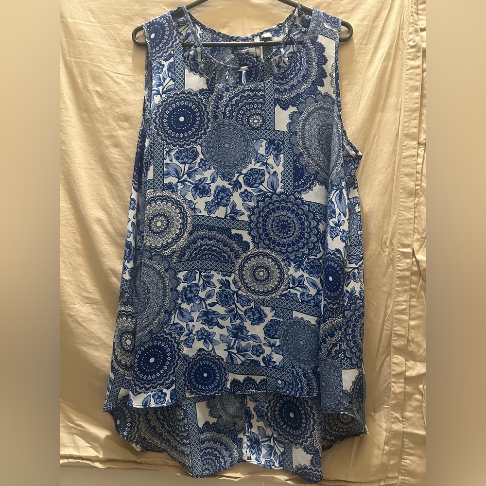 Blue/White women flowery blouse